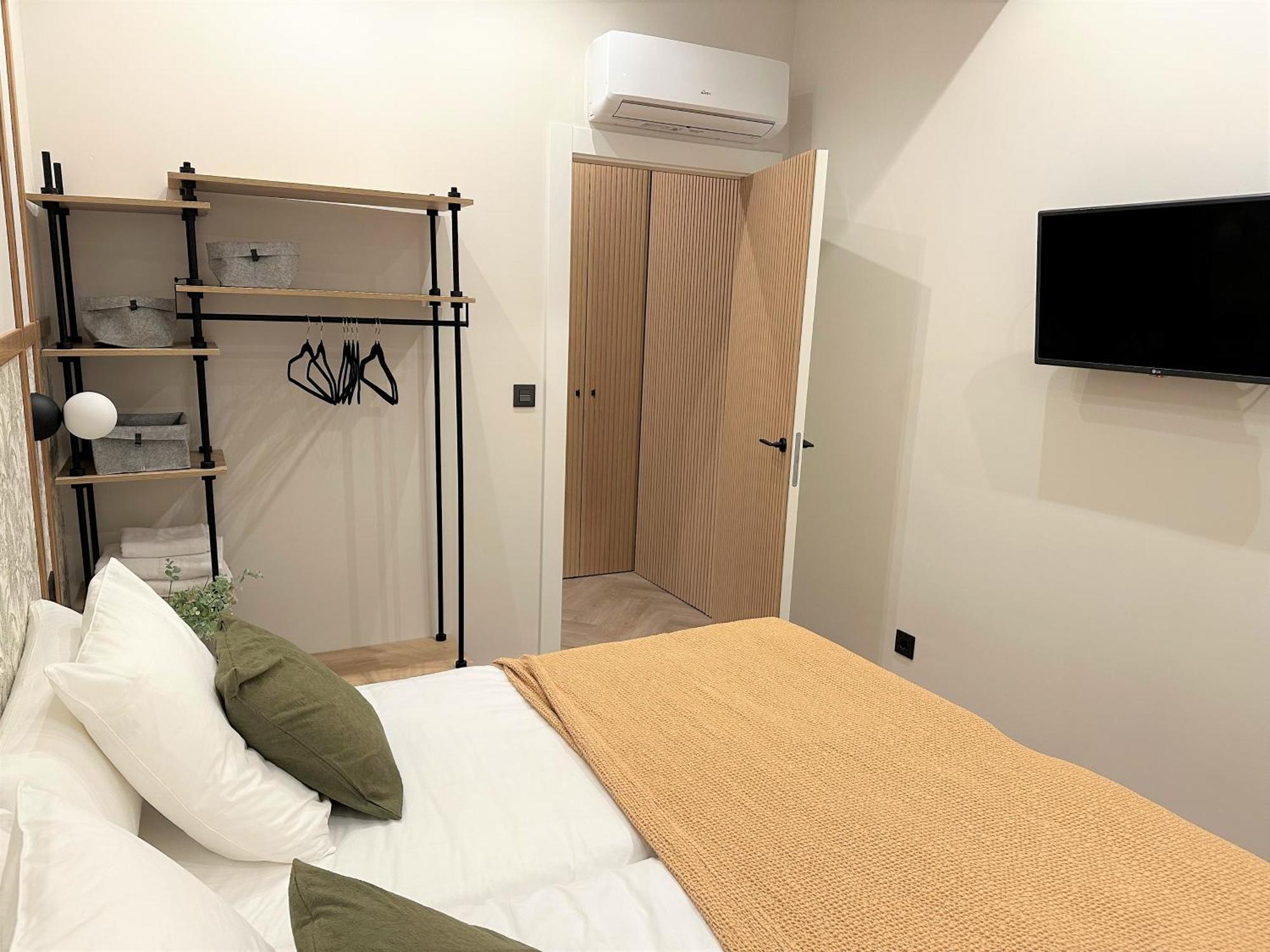 Premium With Parking By Aston * Bilbao