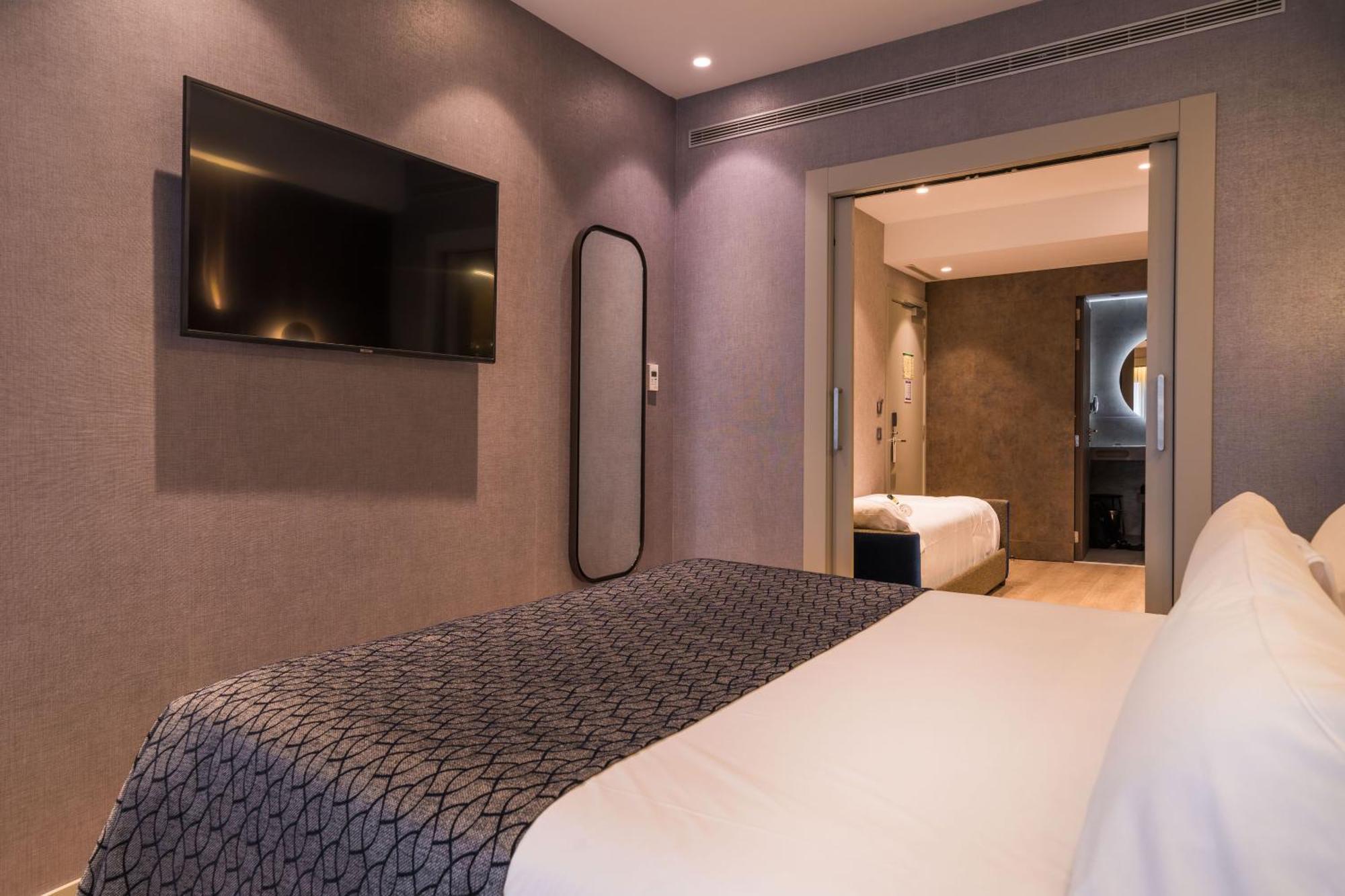 Catalonia Gran Via Hotel 4*