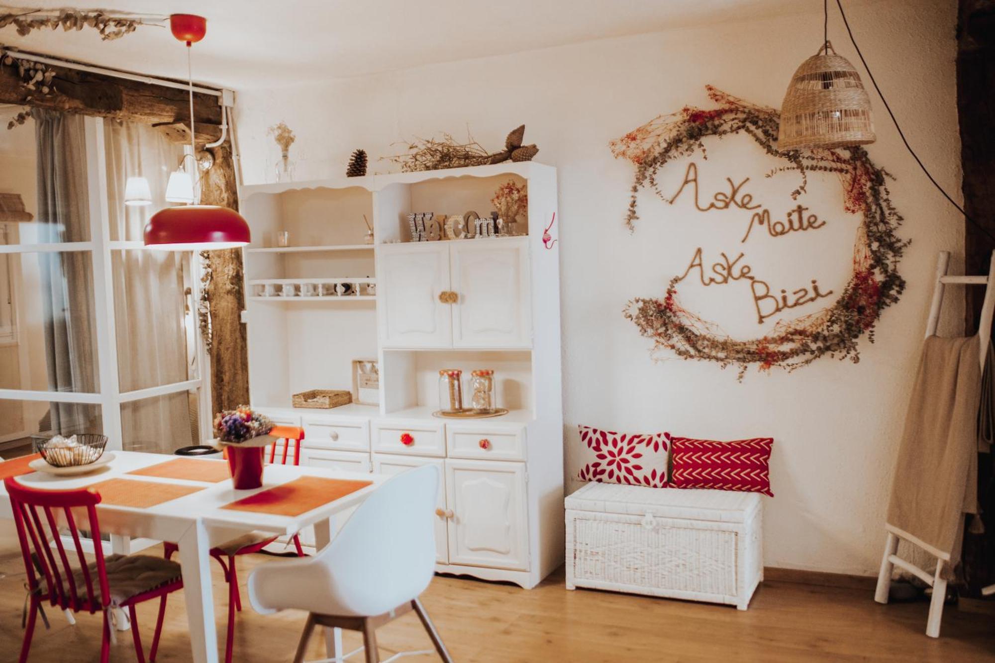 Atxuri Casco Viejo Garaje Incluido Apartamento