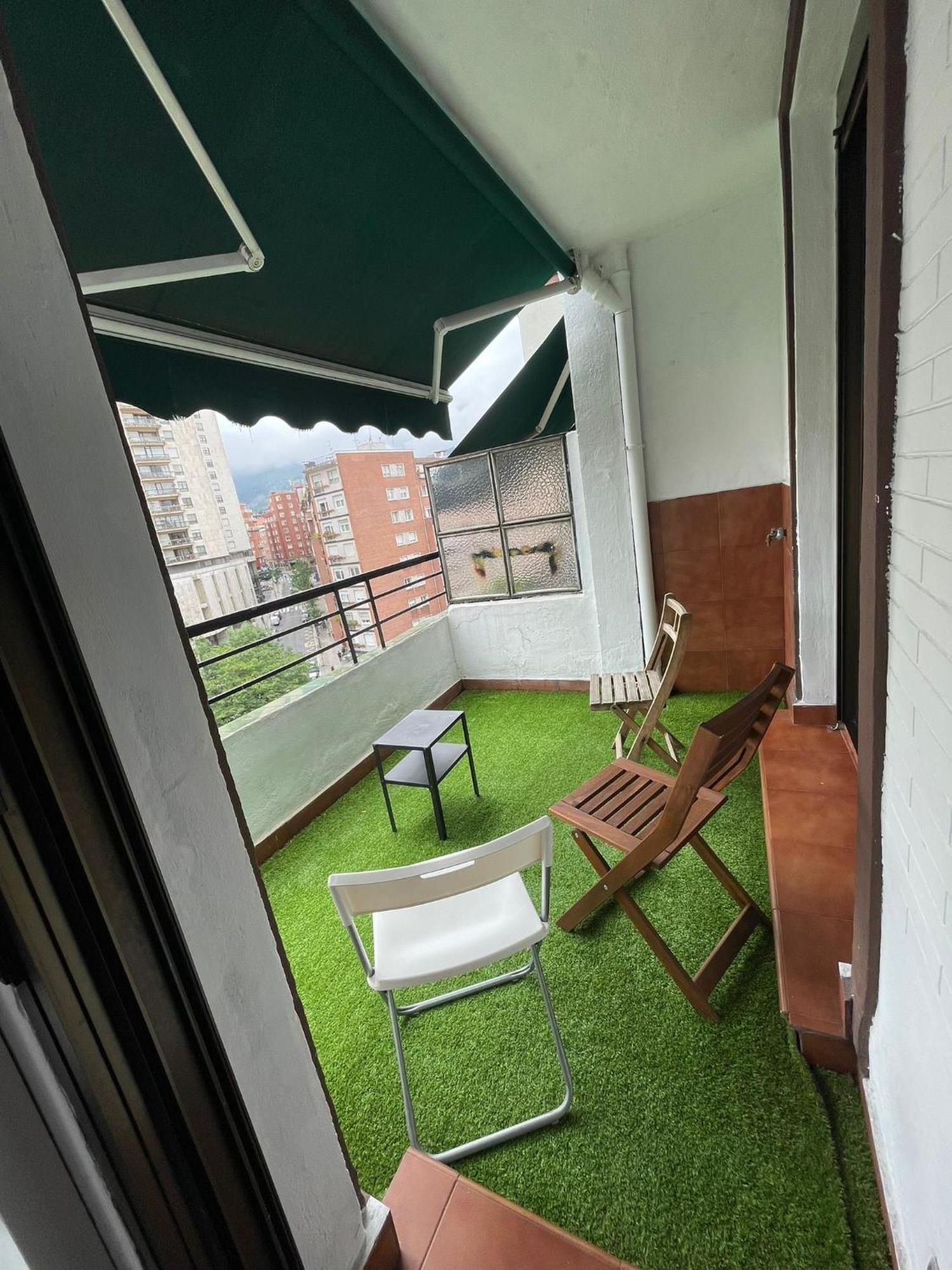 Plaza Zabalburu Homestay *