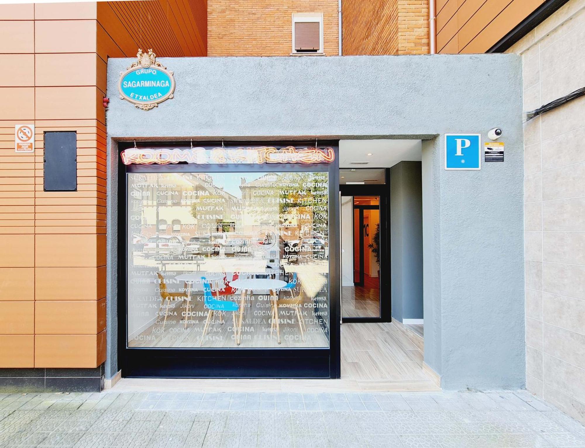& Kitchen Santutxu Guest house Bilbao