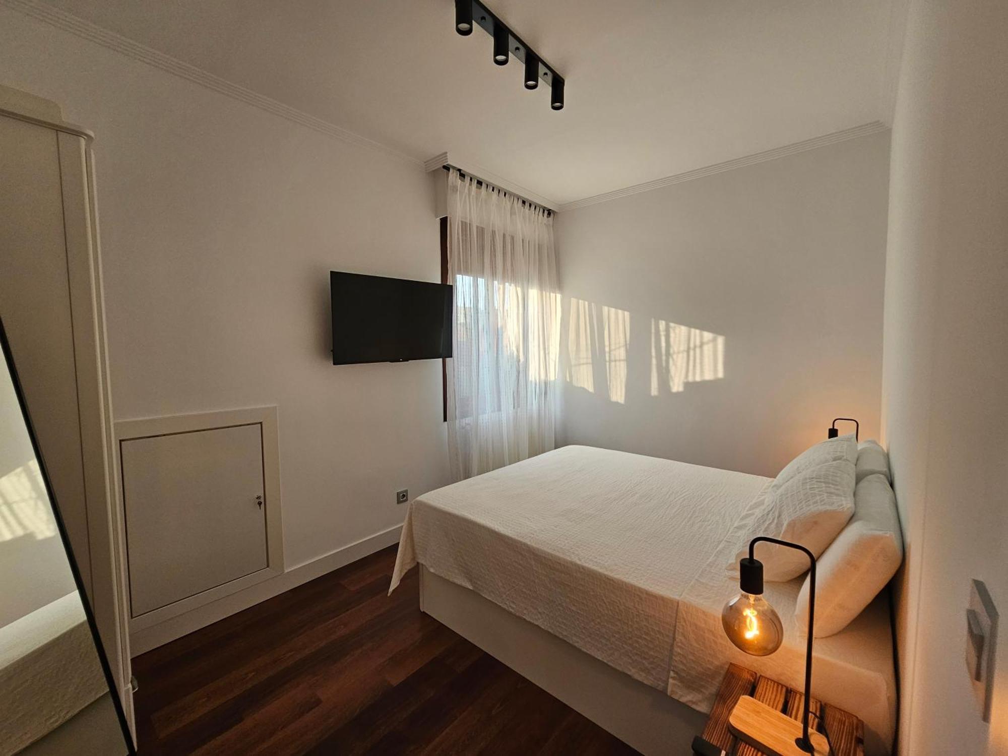 Habitacion En Atico Con Terraza En * Bilbao