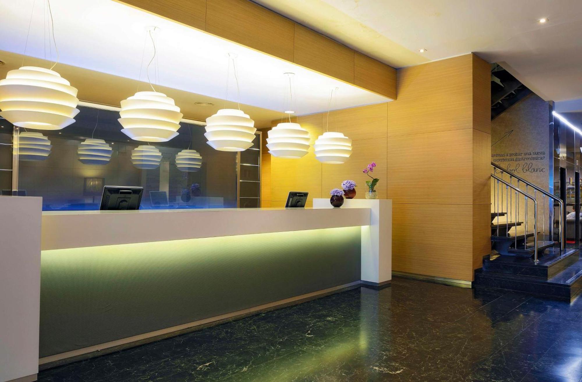 Nh Collection De Hotel 4*