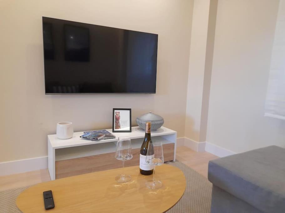 Calida Descubre La Ciudad Apartment *