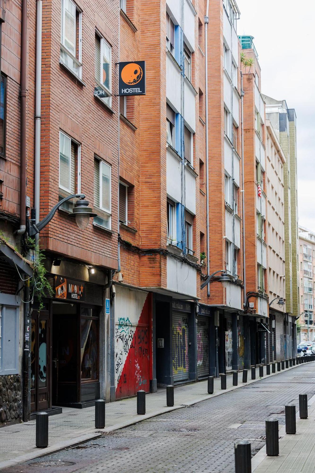 Moon Bio Hostel Bilbao