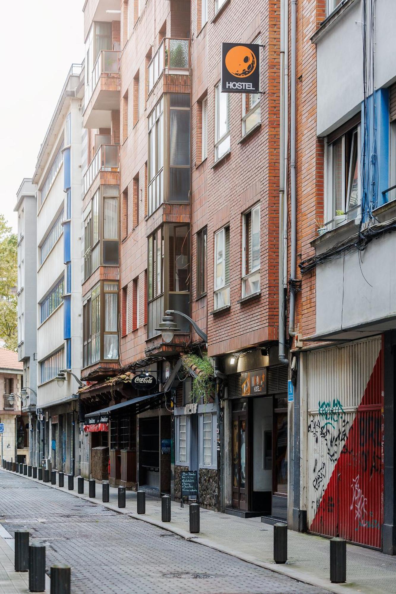 Moon Bio Hostel Bilbao