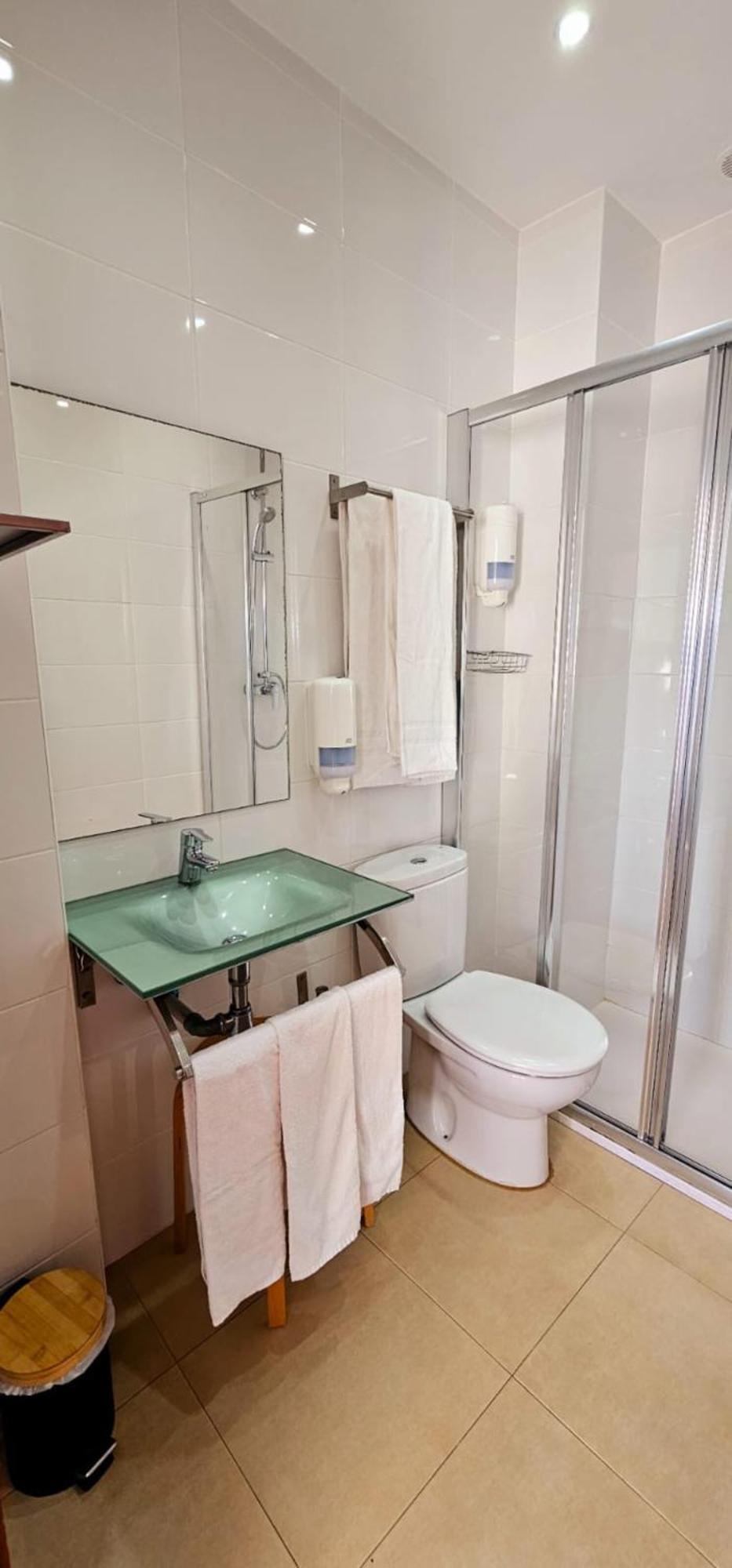 Hotel Artxanda Bilbao, Parking Gratuito En El Exterior Junto Al (adults Only)