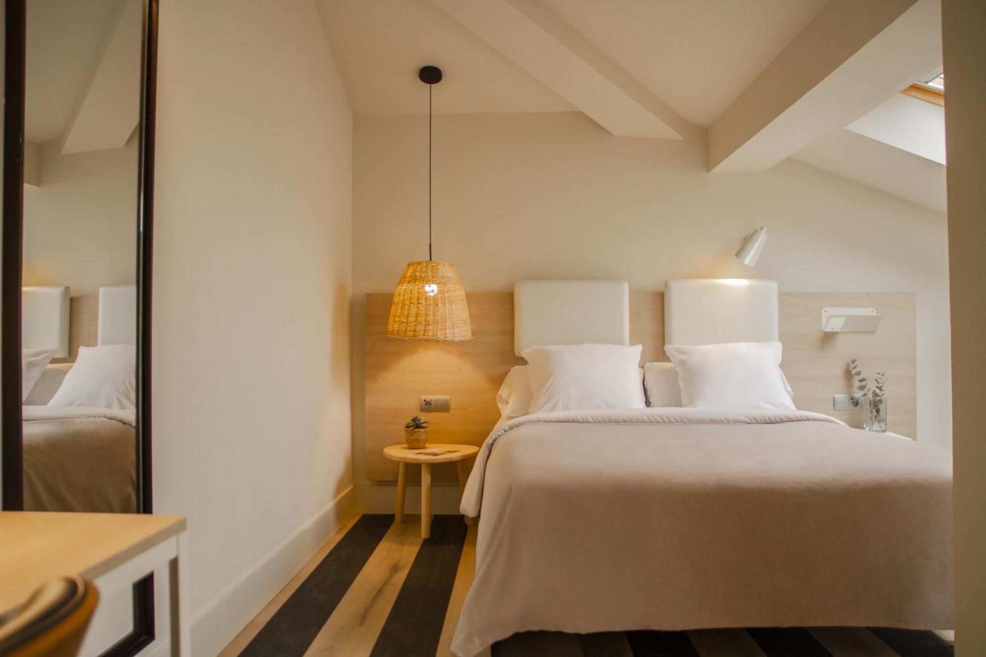Select Hotel 2*