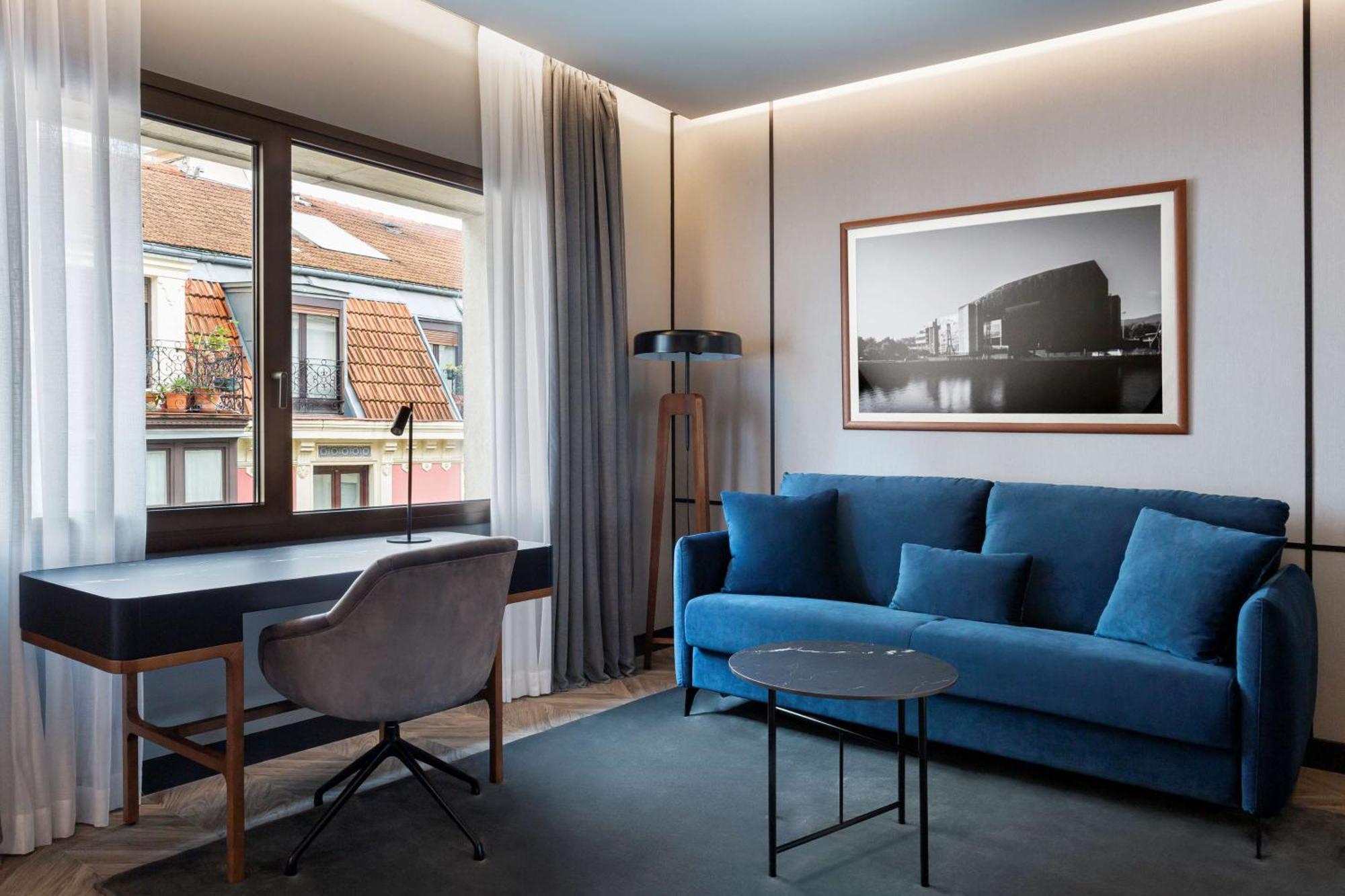 Radisson Collection