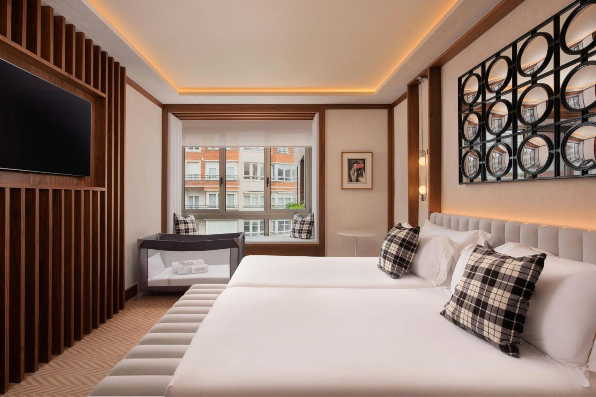 Ercilla De Bilbao, Autograph Collection 4* Bilbao