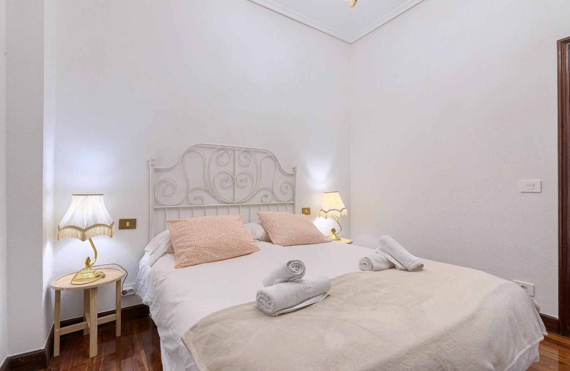 Apartamento Piso Señorial Con Vistas A La Ria By Urban Hosts Bilbao