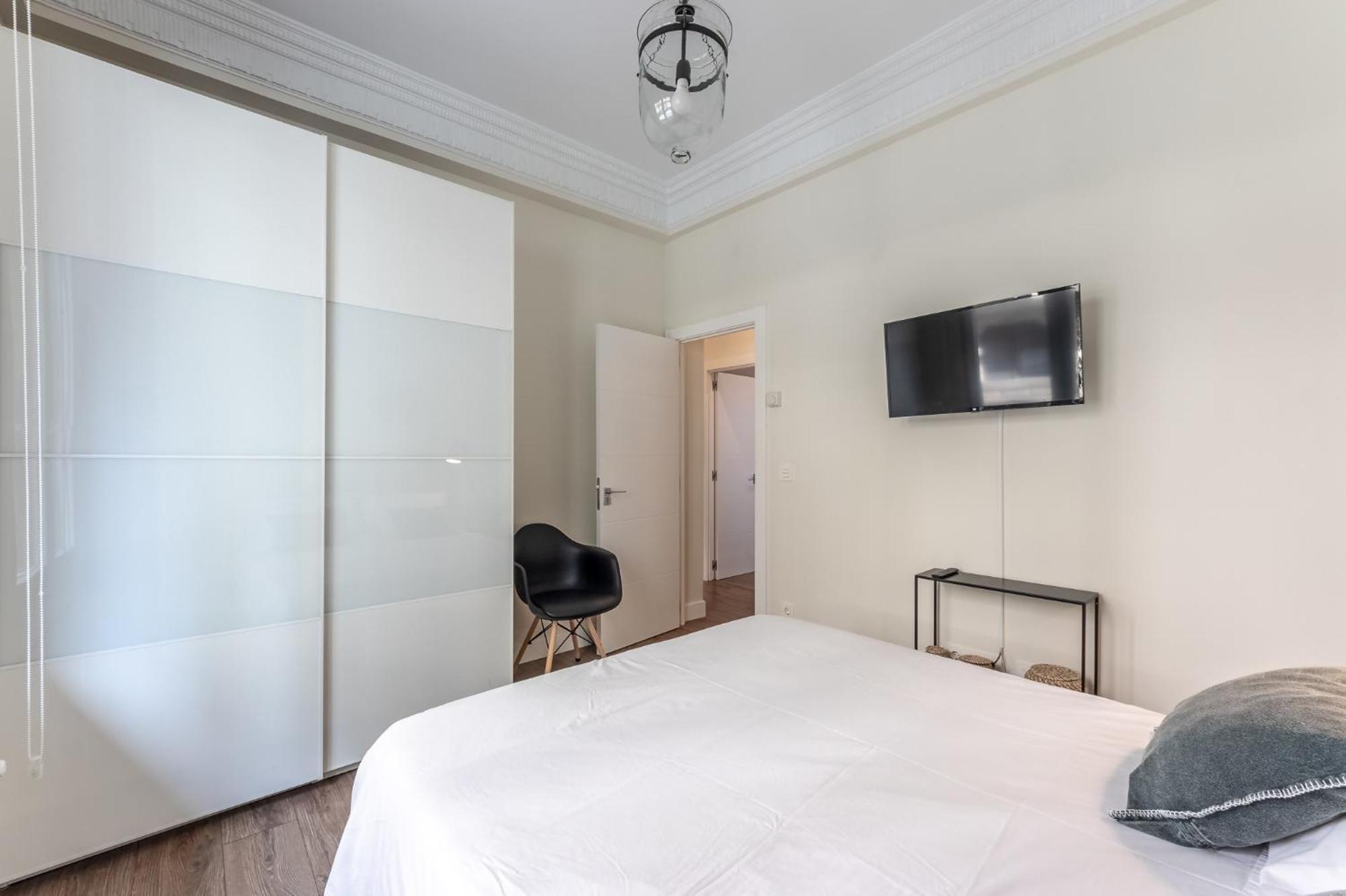 Homeloving Centre With Parking Apartamento *