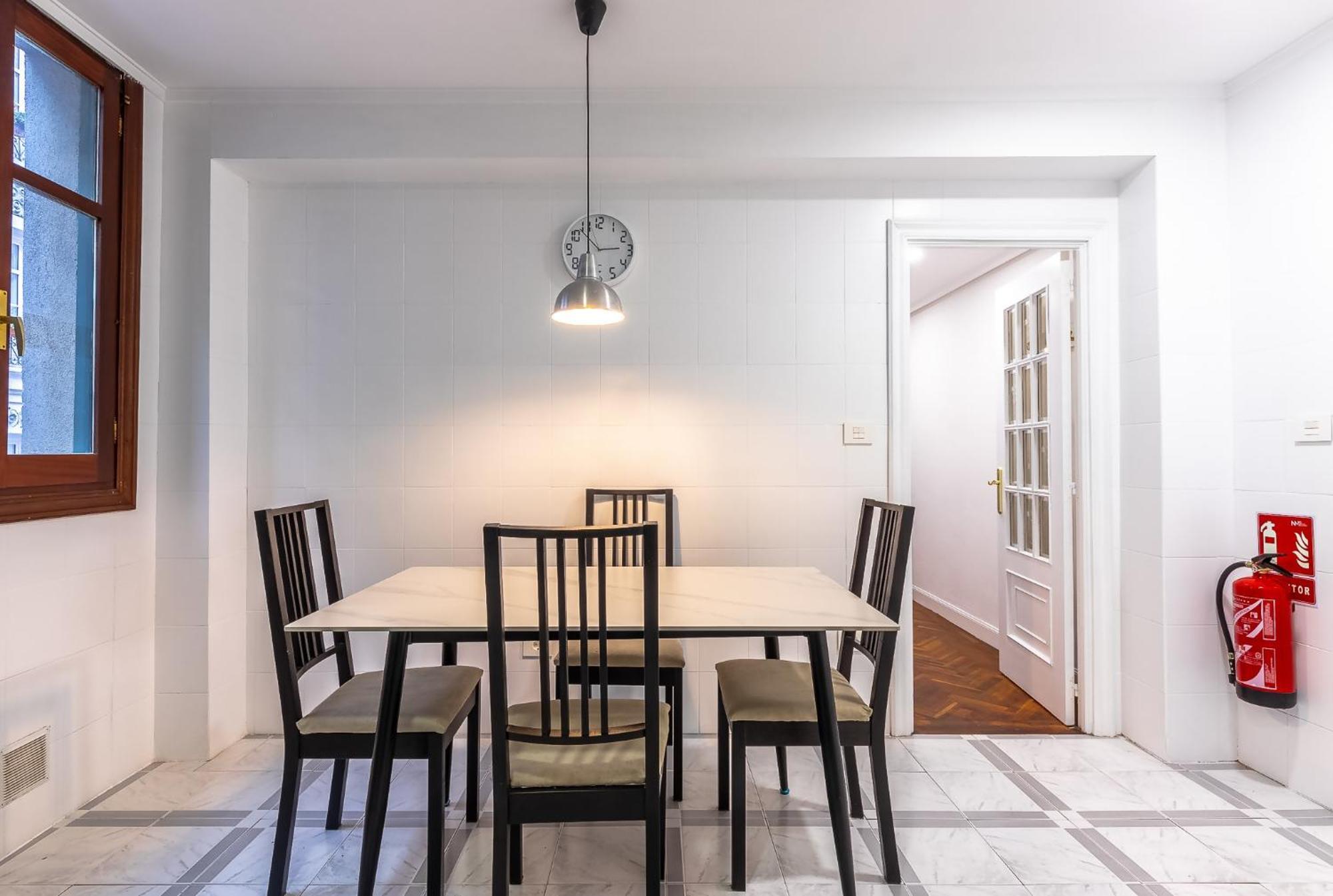 Apartamento Charming 4 Double Bed Steps From The Old Town