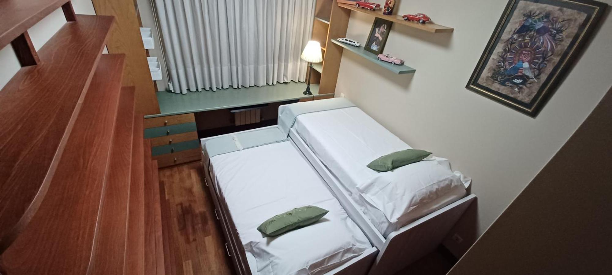 Apartamento Céntrico Con Vistas A La Ría! Garage, Ideal 2-4 *