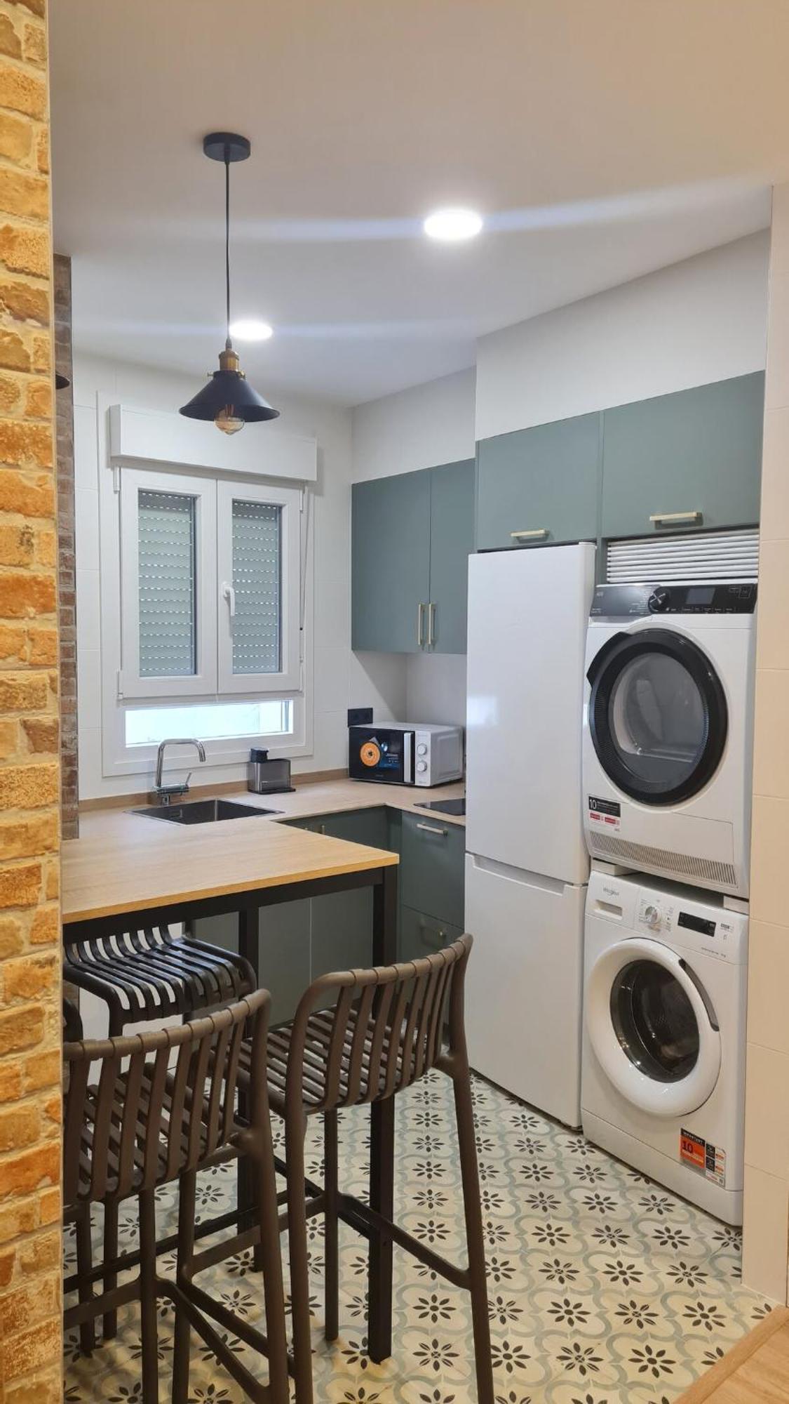 Apartment House, Cerca Del Casco Viejo *