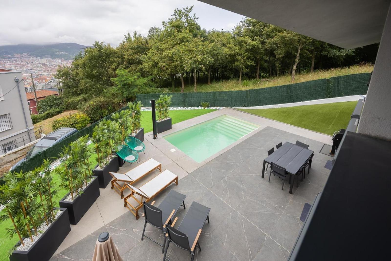 House With Pool And Panoramic View Of Сasa de vacaciones Bilbao