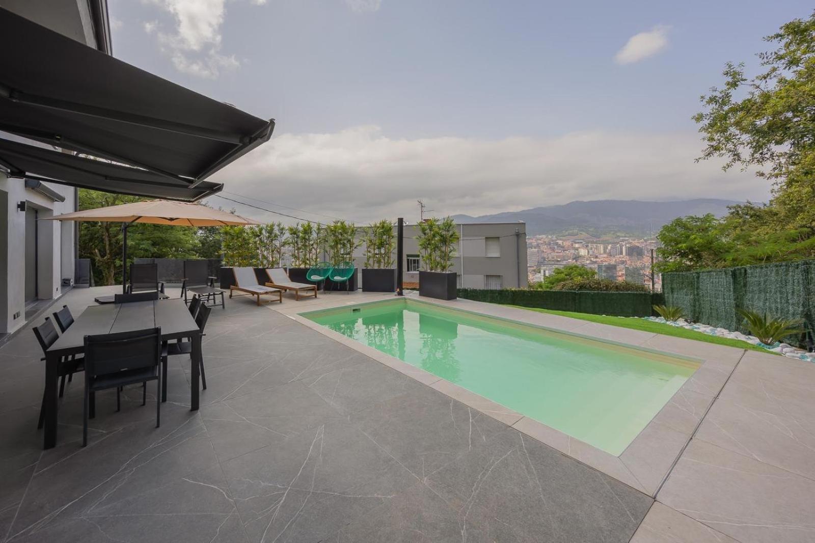 House With Pool And Panoramic View Of Сasa de vacaciones