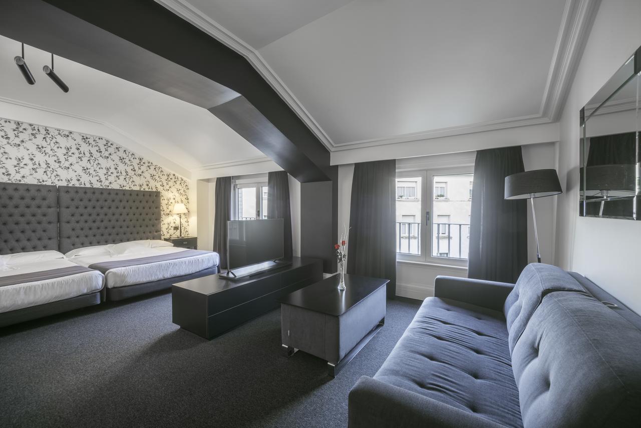 Hotel López De Haro 5*