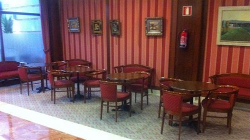 Apartahotel Santiago 3*