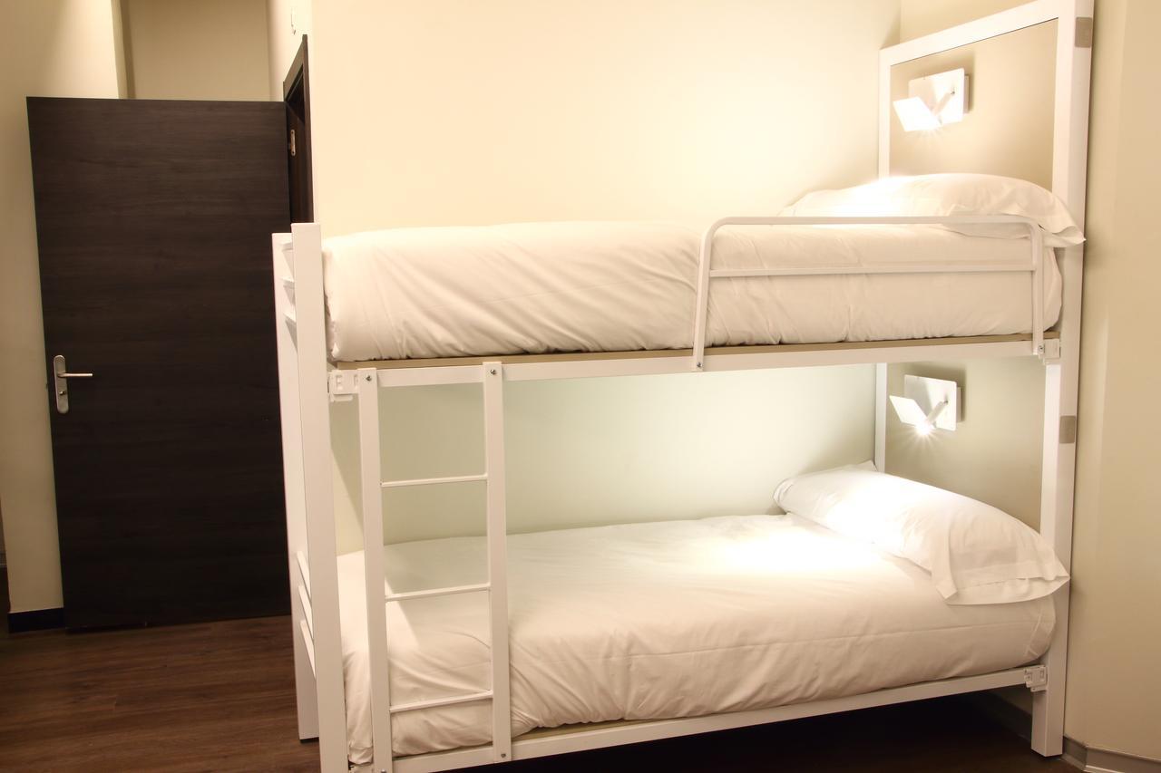Hostel Poshtel - Premium *