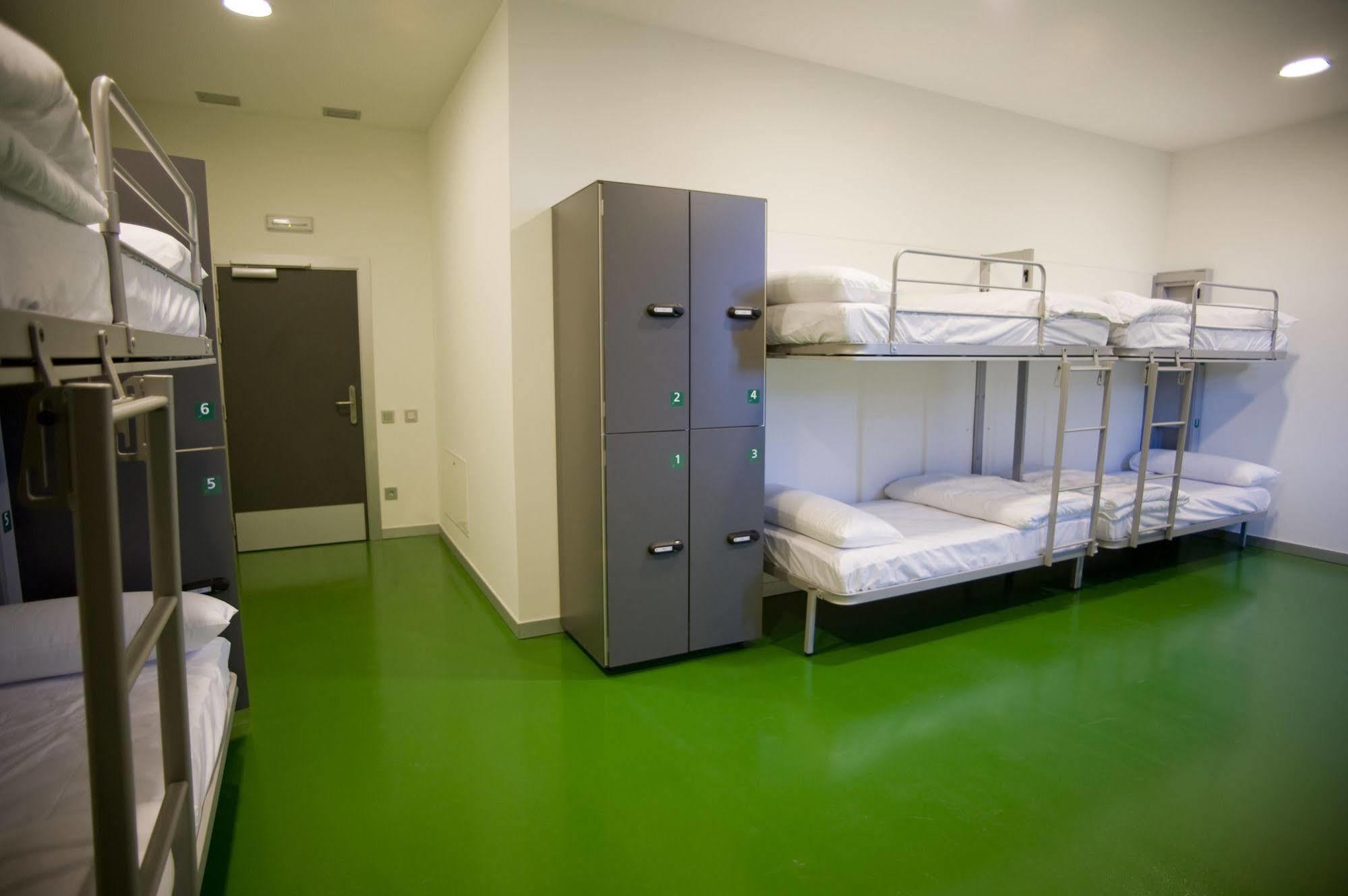 Hostel Bbk Good *