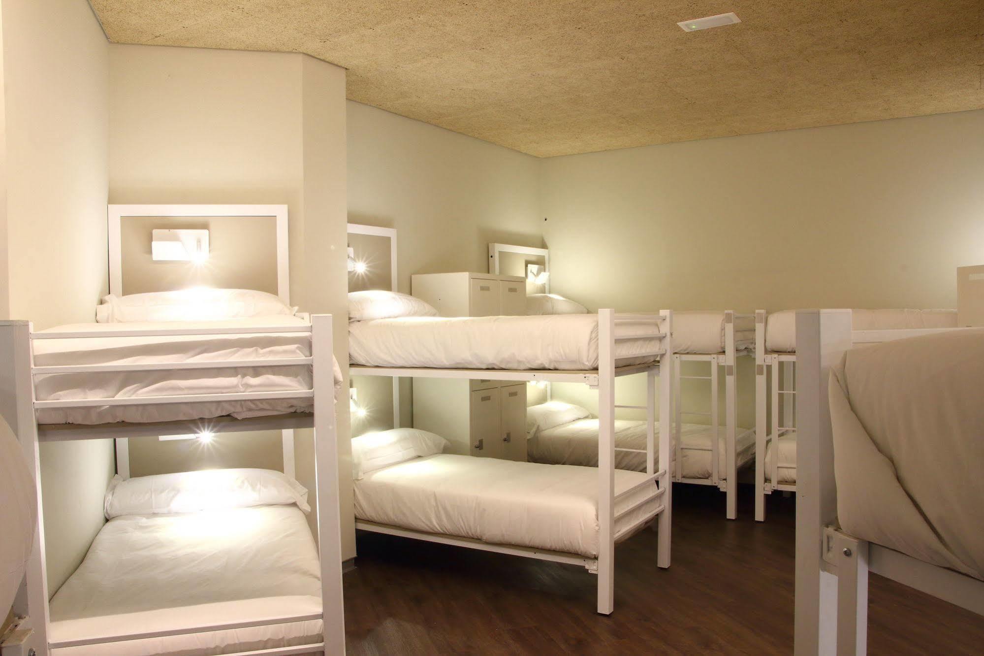 Hostel Poshtel - Premium Bilbao