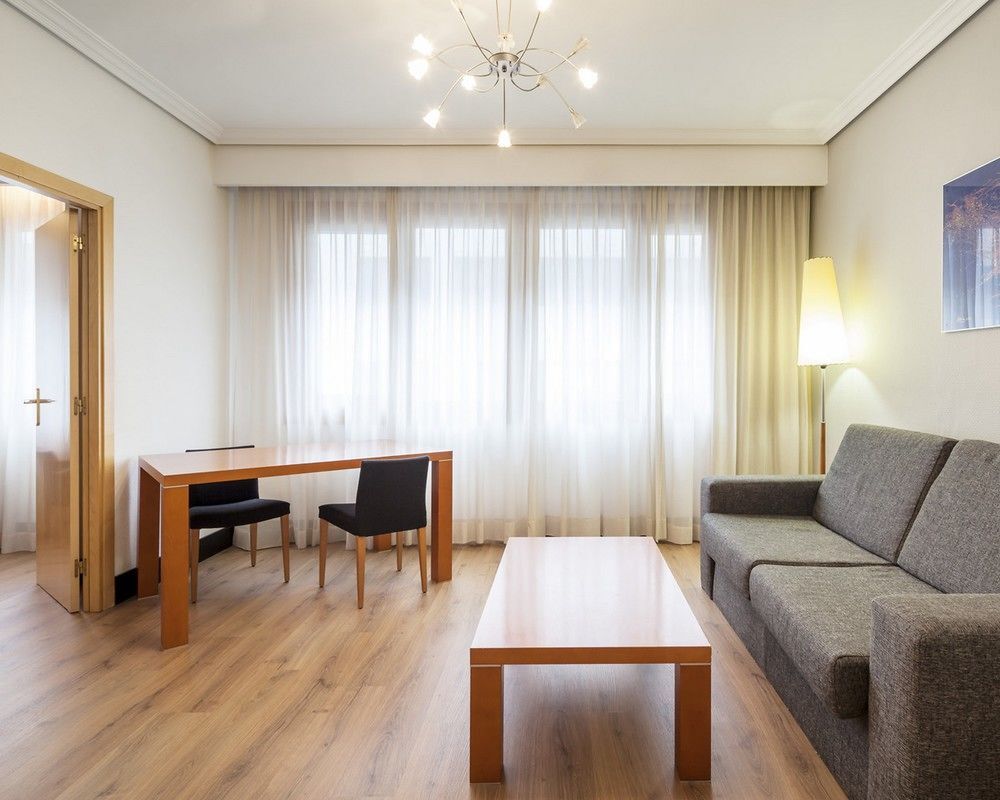 Ilunion Hotel