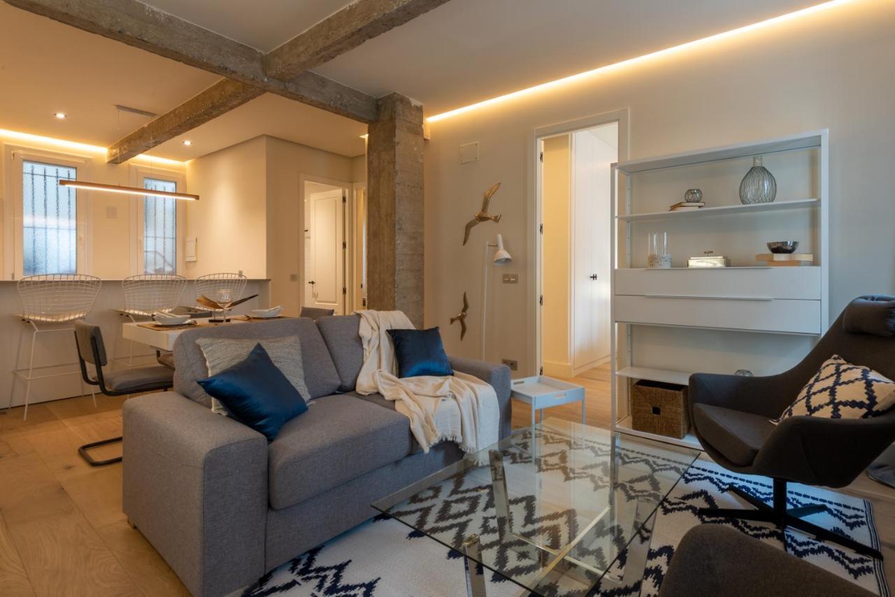 Renovado Piso De Diseño En Barrio Selecto By Sah Bilbao