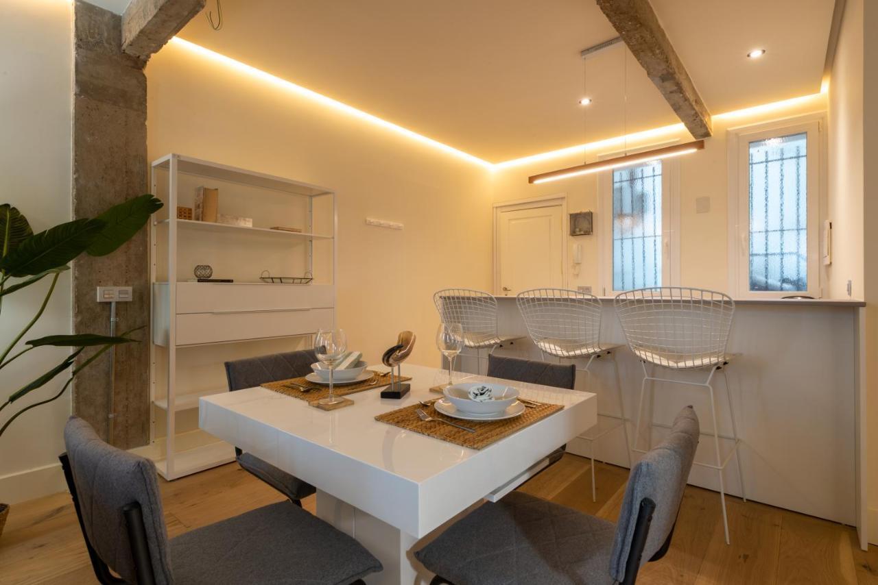 Apartamento Renovado Piso De Diseño En Barrio Selecto By Sah