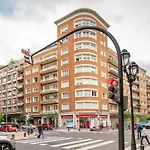 Elegante y Recién Reformado en Abando