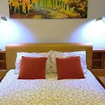habitación, salita y baño privado, REATE LBI00466