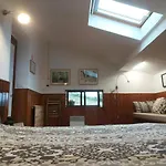 Se alquilan 3 habitaciones privadas