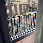 Habitacion Con Balcon Y Wifi Bilbao