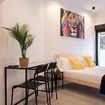 Bilbao Rooms & Kitchen Zorroza