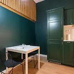 Aguirre Apartment By People Rentals