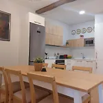 Habitacion En Apartamento Con Zonas Comunes Compartida H1