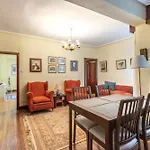 Horia Apartment By People Rentals