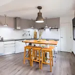 Akomodat En Apartamento Luminoso Junto Al Paseo De La Ria