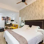 Pensión Boutique Caravan Cinema