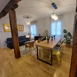 Habitacion En Apartamento Con Zonas Comunes Compartida Mg
