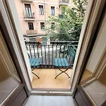 Piso Boutique A Un Minuto Del Casco Viejo