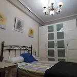 FlipHouse Rooms Pensión