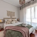 Lovely And Calm - Good Location In The Center Of Bilbao
