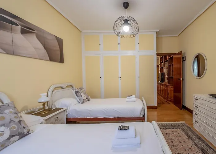 Horia Apartment By People Rentals