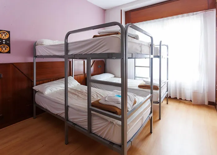 Moon Hostel Bio