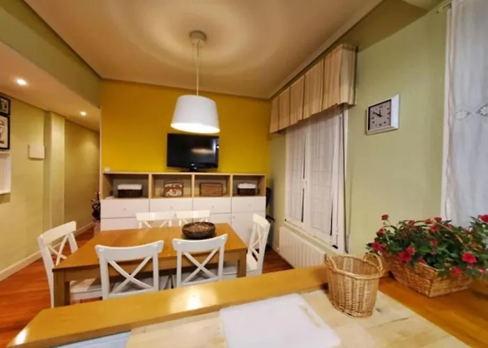 Apartamento De Dos Habitaciones En Bilbao