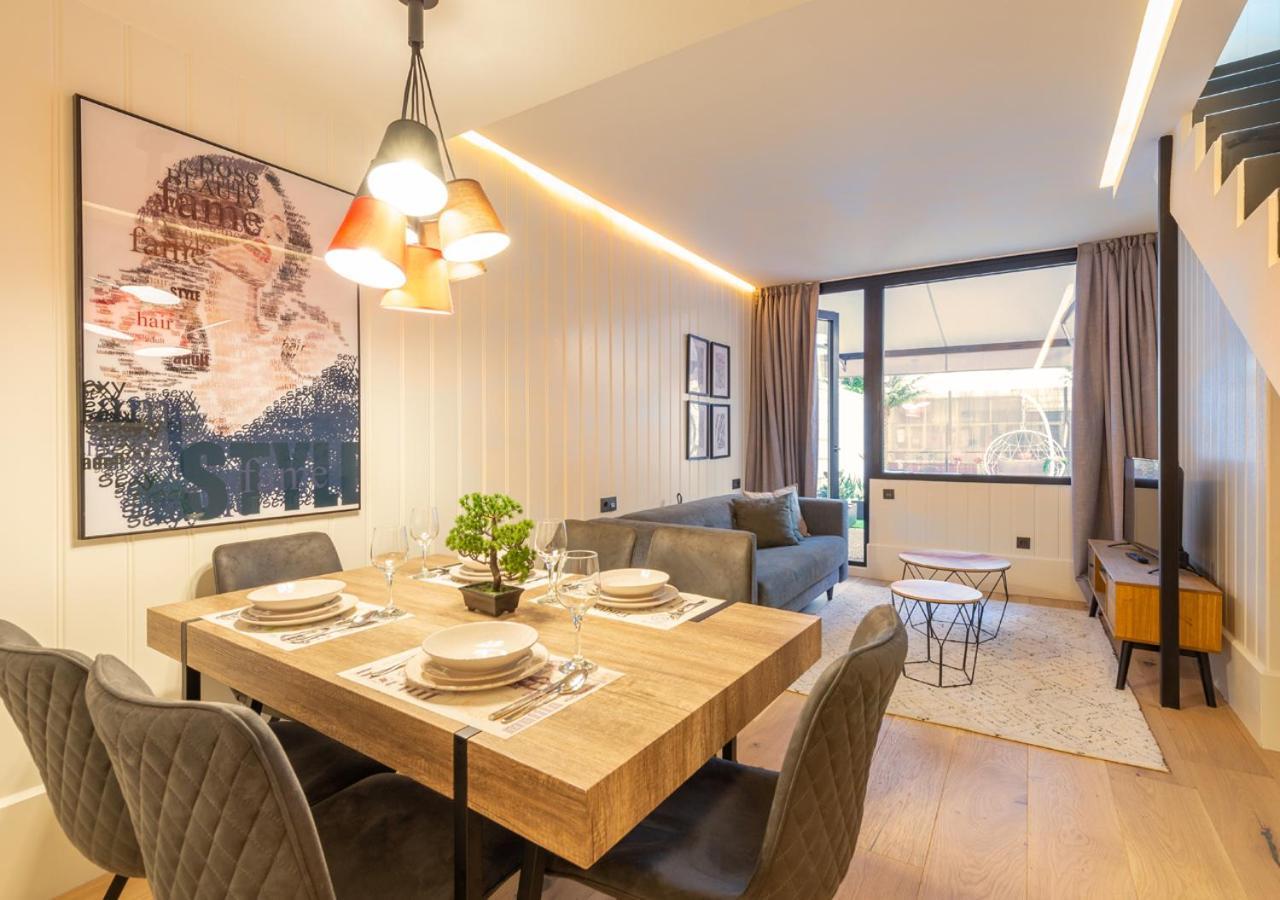 Metropolitan By Staynn *