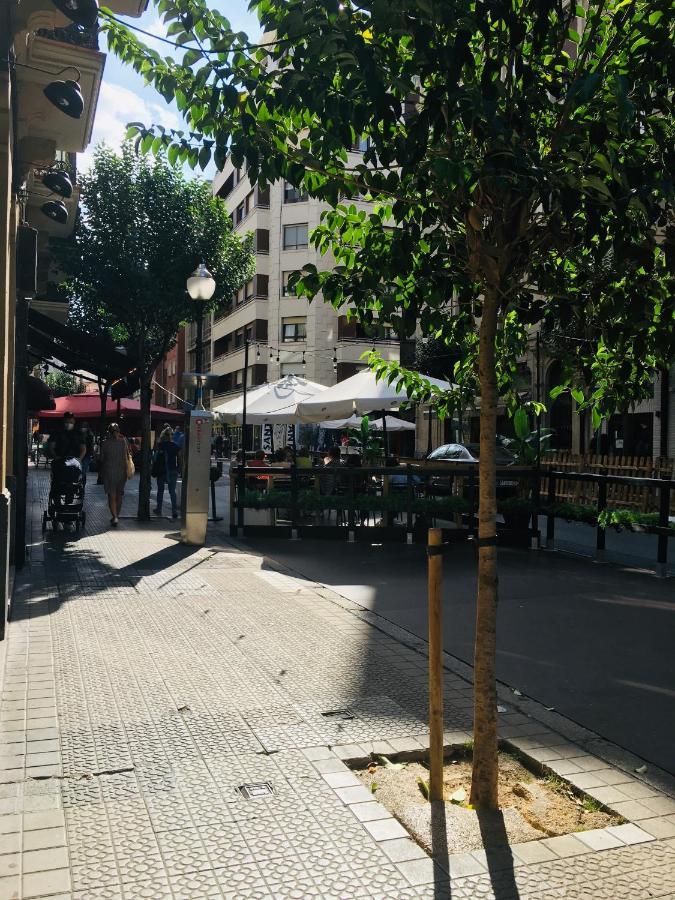 Piso Céntrico Con Patio Apartamento