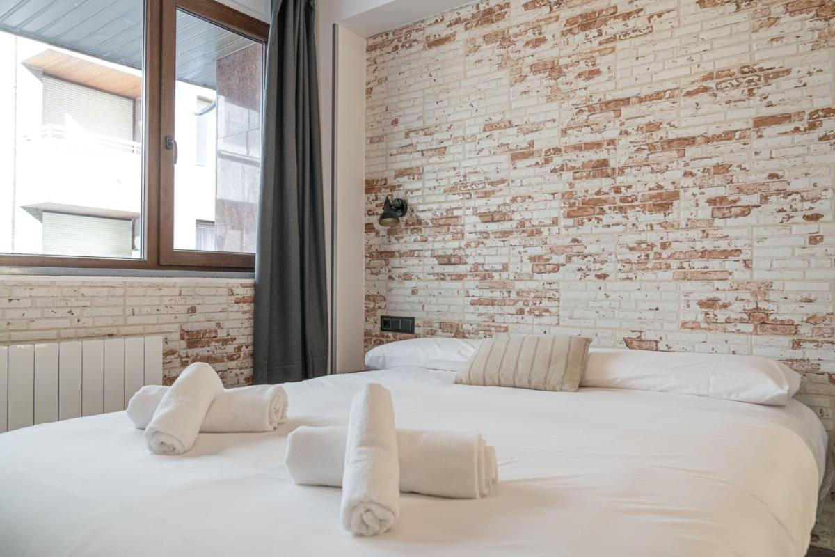 H30 Salces Licencia Hbi01292 Guest house *