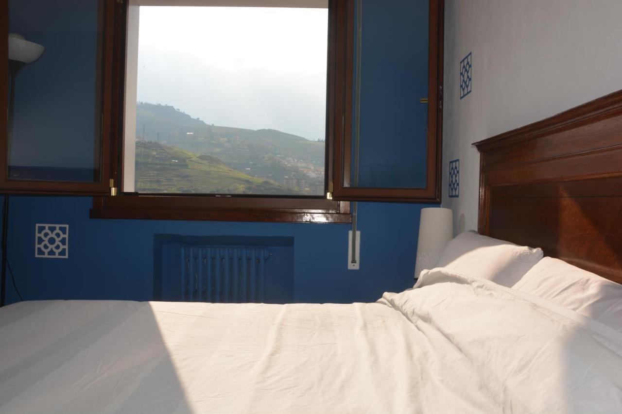 Superviews, Parking 24h Vigilado Incluido Y Netflix En Habitación Independiente Con Baño Privado En Particular, Français&english Habitación en casa particular